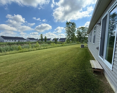 10284 Swan Lake Circle - Photo Thumbnail 32