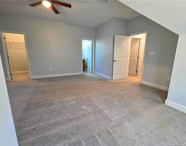255 Executive Drive - Photo Thumbnail 8