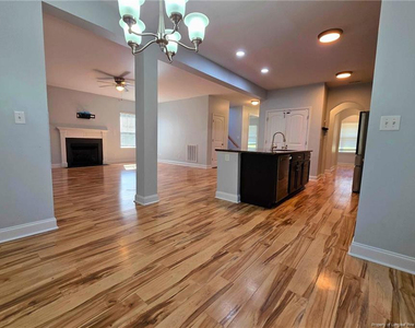 255 Executive Drive - Photo Thumbnail 6