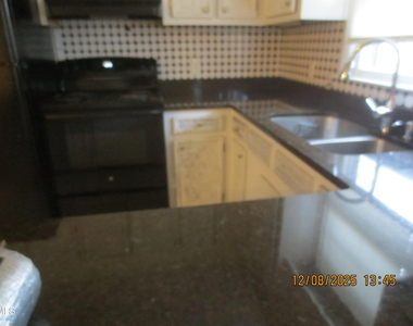 25 E North Street - Photo Thumbnail 6