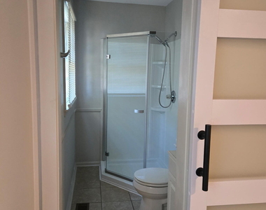 25 E North Street - Photo Thumbnail 9