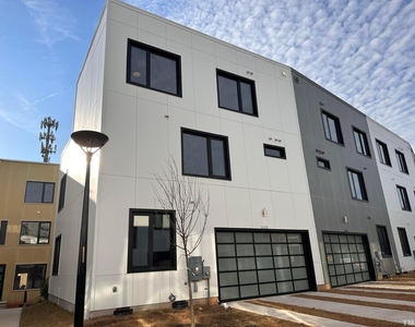1112 Nova Street - Photo Thumbnail 3