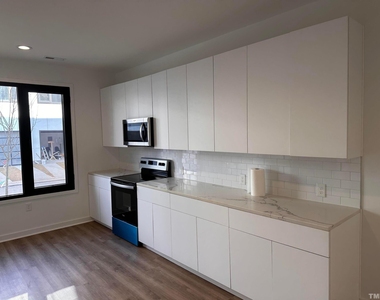 1112 Nova Street - Photo Thumbnail 9