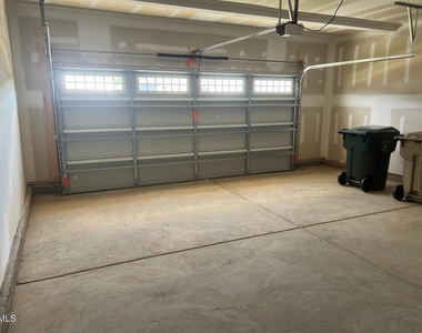 580 Bridger Drive - Photo Thumbnail 14