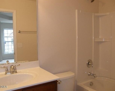 8734 Macedonia Lake Drive - Photo Thumbnail 15