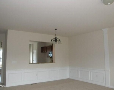 8734 Macedonia Lake Drive - Photo Thumbnail 4