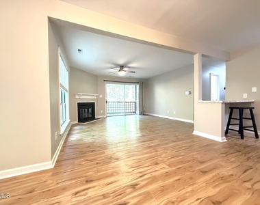 4120 Sedgewood Drive - Photo Thumbnail 3