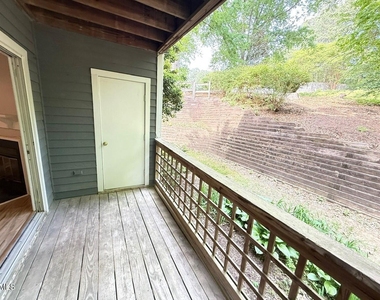 4120 Sedgewood Drive - Photo Thumbnail 11