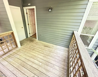 4120 Sedgewood Drive - Photo Thumbnail 16