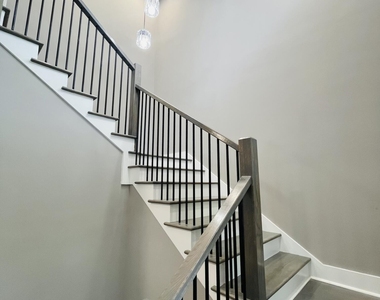 509 Myrtle Avenue - Photo Thumbnail 4