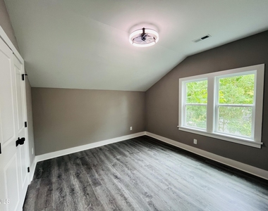 509 Myrtle Avenue - Photo Thumbnail 9