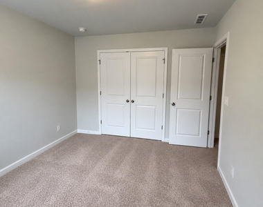 515 Catalina Grande Drive - Photo Thumbnail 17