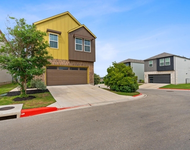 7120 Silver Star Ln - Photo Thumbnail 24