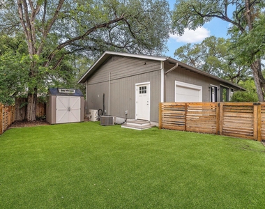 6101 Adalee Ave - Photo Thumbnail 19