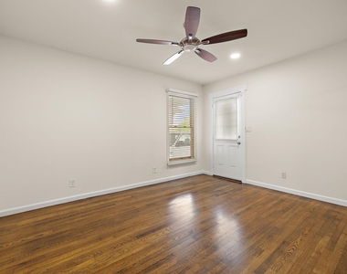 6101 Adalee Ave - Photo Thumbnail 17