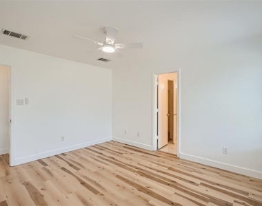 328 Prairie Verbena Dr - Photo Thumbnail 12