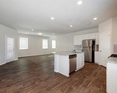 14612 Frankel Loop - Photo Thumbnail 8