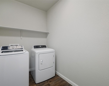 14612 Frankel Loop - Photo Thumbnail 20