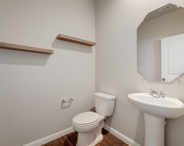14612 Frankel Loop - Photo Thumbnail 19