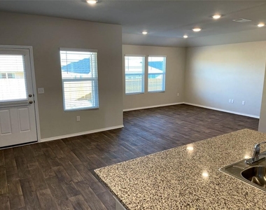 5901 Xene Dr - Photo Thumbnail 2