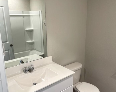 5901 Xene Dr - Photo Thumbnail 15