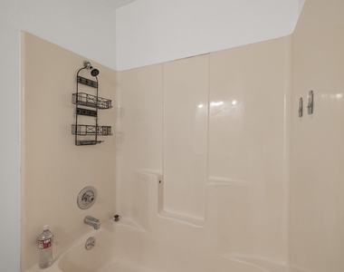 2401 Singletree Ave - Photo Thumbnail 19