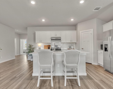 1008 Tipton St - Photo Thumbnail 32