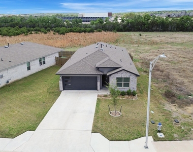 1008 Tipton St - Photo Thumbnail 27