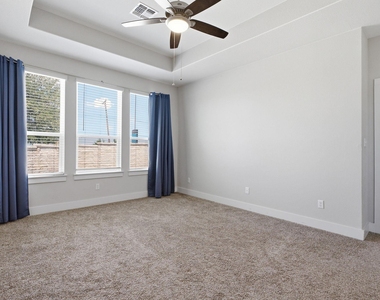 4400 Mandalin St - Photo Thumbnail 16
