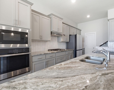 4400 Mandalin St - Photo Thumbnail 8