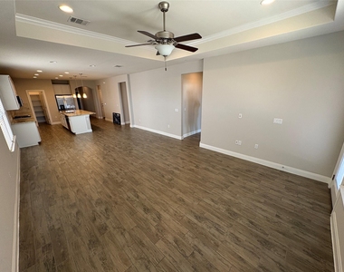 9907 Quercia Dr - Photo Thumbnail 9