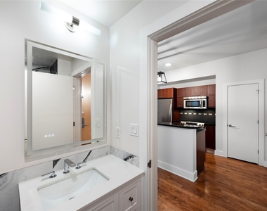 603 Davis St - Photo Thumbnail 11