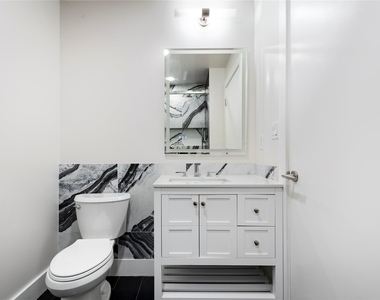 603 Davis St - Photo Thumbnail 13