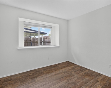 15111 Parrish Ln - Photo Thumbnail 17