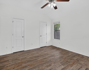 15111 Parrish Ln - Photo Thumbnail 19