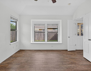 15111 Parrish Ln - Photo Thumbnail 21