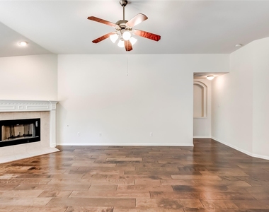15220 Fernhill Dr - Photo Thumbnail 11