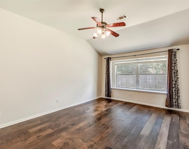 15220 Fernhill Dr - Photo Thumbnail 20