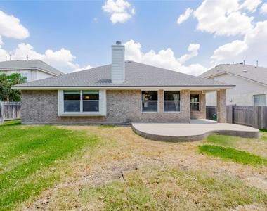 15220 Fernhill Dr - Photo Thumbnail 29