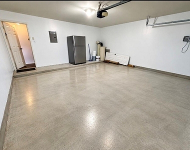 371 Housefinch Loop - Photo Thumbnail 13