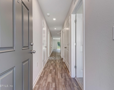 45303 Red Brick Drive - Photo Thumbnail 3