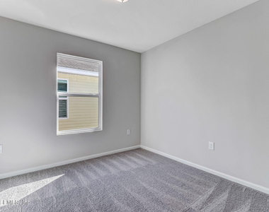 45303 Red Brick Drive - Photo Thumbnail 13