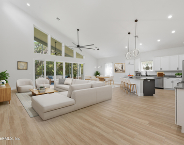 22826 Ne 69th Avenue - Photo Thumbnail 14