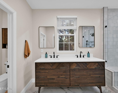 2721 Algonquin Avenue - Photo Thumbnail 10