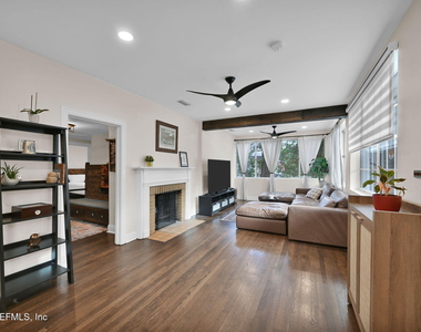 2721 Algonquin Avenue - Photo Thumbnail 2