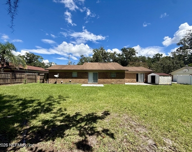 12744 Burning Tree Lane W - Photo Thumbnail 23