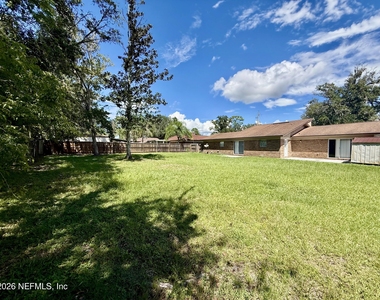 12744 Burning Tree Lane W - Photo Thumbnail 25