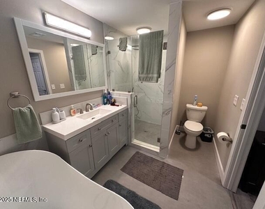 1113 Phelps Street - Photo Thumbnail 3