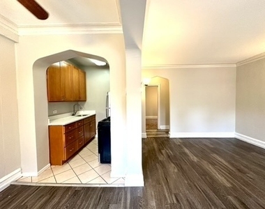 1033 W Loyola Avenue - Photo Thumbnail 6