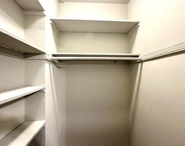 1033 W Loyola Avenue - Photo Thumbnail 30